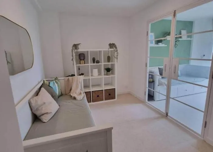 - Cozy 2 Pieces Proche * アンティーブ