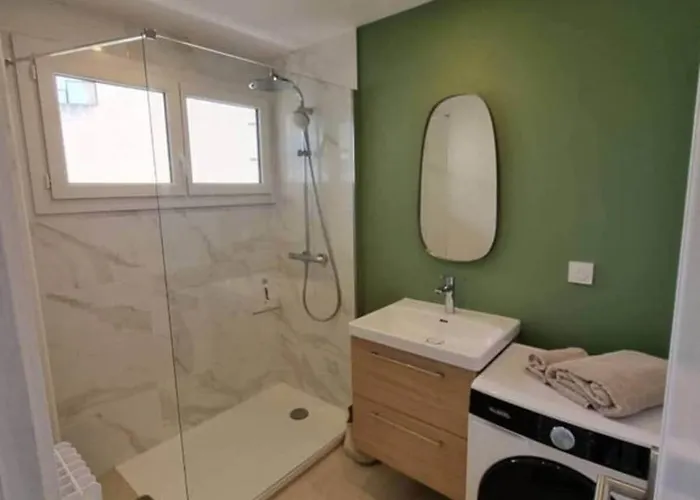 - Cozy 2 Pieces Proche アパート アンティーブ